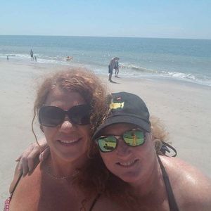 Meet your Posher, Janet